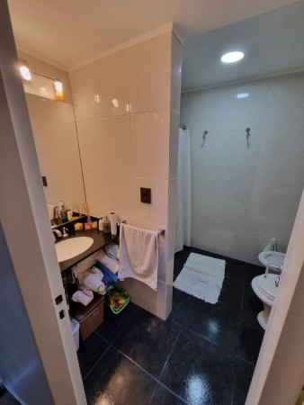 Excelente Duplex Reciclado con 3 dormitorios y Cochera Cubierta