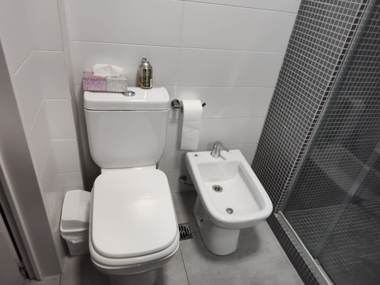 Semipiso de 3 Dorm con Dep. Cochera y Baulera. Edif con Seg 24 Hs y Amenities