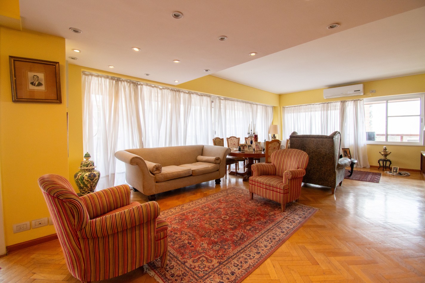 Gran Semipiso 3 dorm c/dep. Con Espectacular Vista Abierta al Rio Aeroparque Etc.