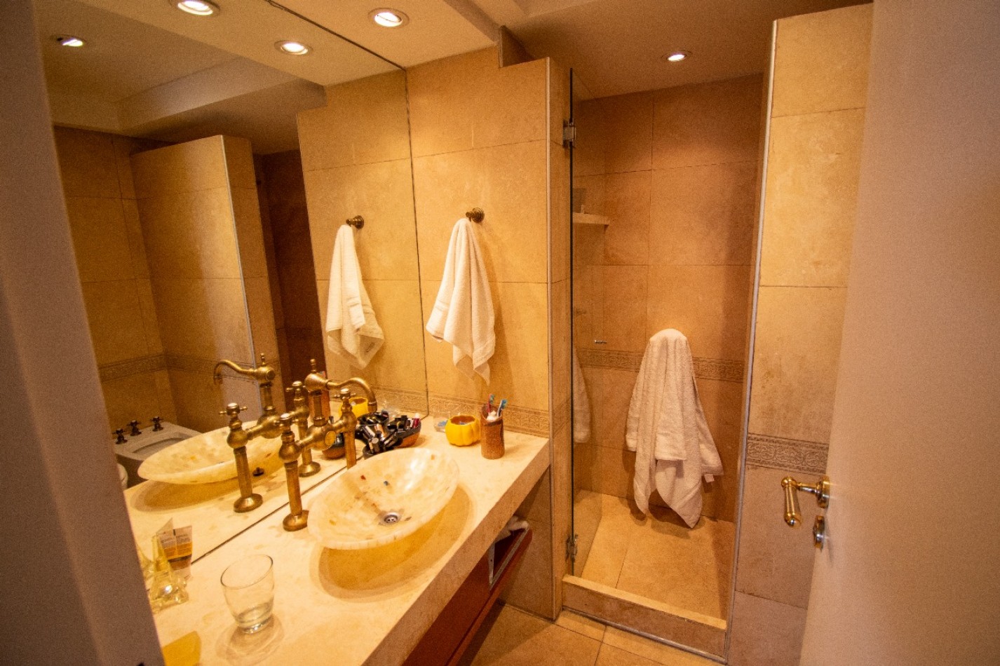 Gran Semipiso 3 dorm c/dep. Con Espectacular Vista Abierta al Rio Aeroparque Etc.