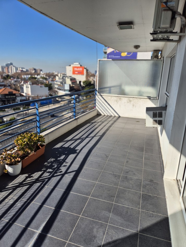 Amplio Dpto. 2 Amb Al Frente c/ Balcon Aterrazado con Gran Vista y Amenities