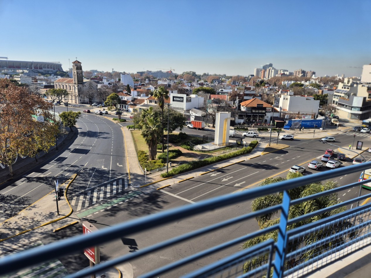 Amplio Dpto. 2 Amb Al Frente c/ Balcon Aterrazado con Gran Vista y Amenities