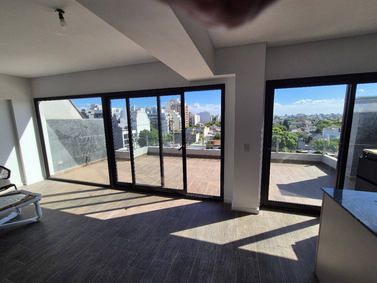 Gran Penhouse en Duplex A Estrenar con Cochera