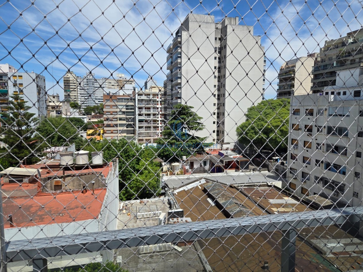 Semipiso 4 Amb. con Cochera y Baulera en Edif. con Amenities