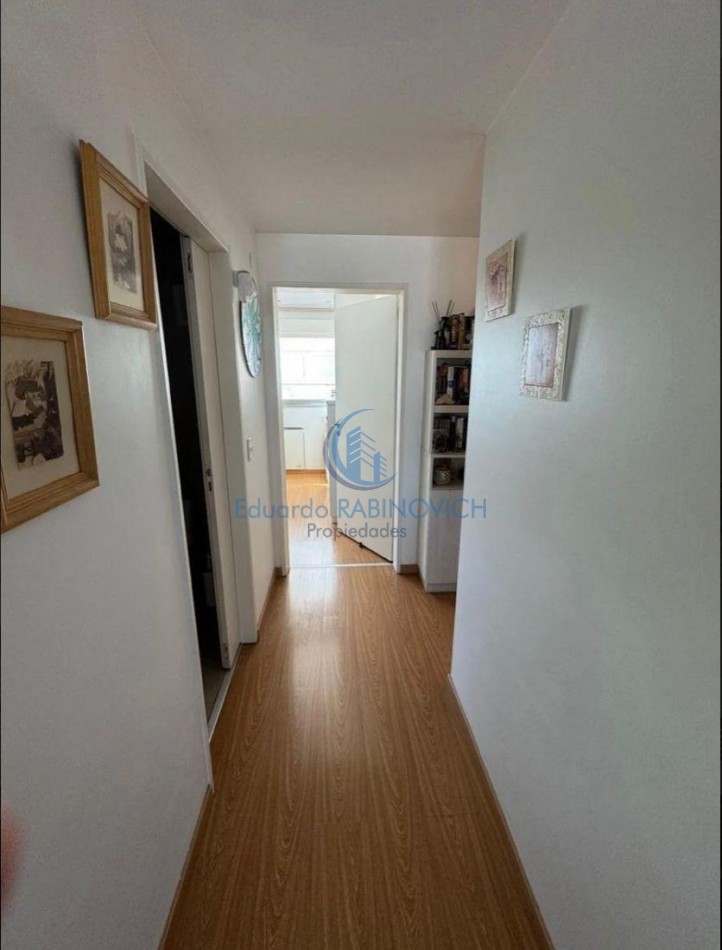  Departamento de 2 amb. Excelentemente Mejorado en piso Alto con Amenities