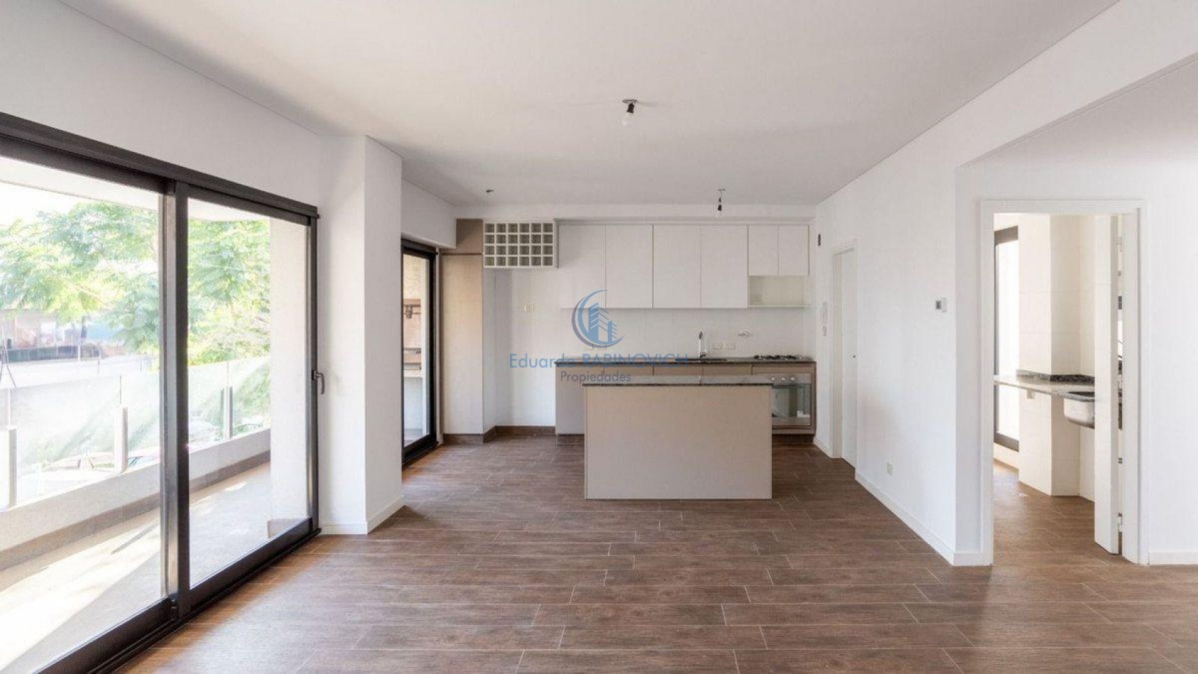 Piso de 4 Dorm (2 Suites) Patio y Balcon con Parrilla y cochera fija A ESTRENAR 