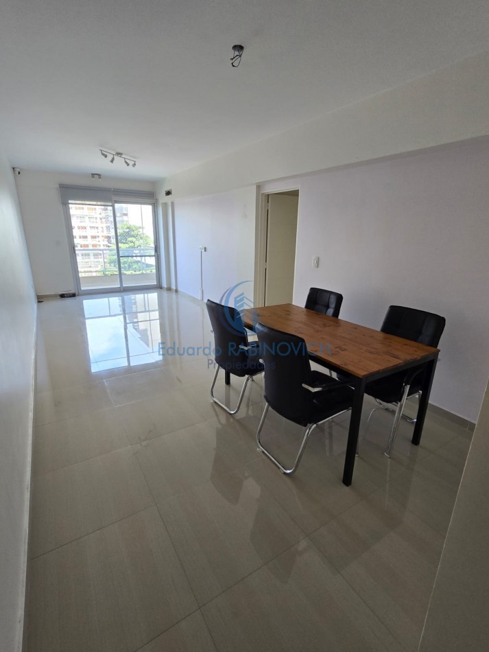 Semipiso 4 Amb. con Cochera y Baulera en Edif. con Amenities