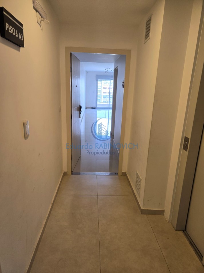 Semipiso 4 Amb. con Cochera y Baulera en Edif. con Amenities