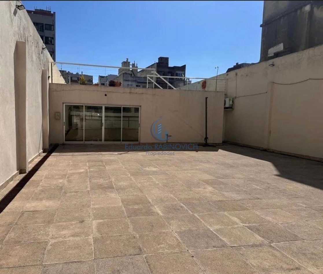  Departamento de 2 amb. Excelentemente Mejorado en piso Alto con Amenities