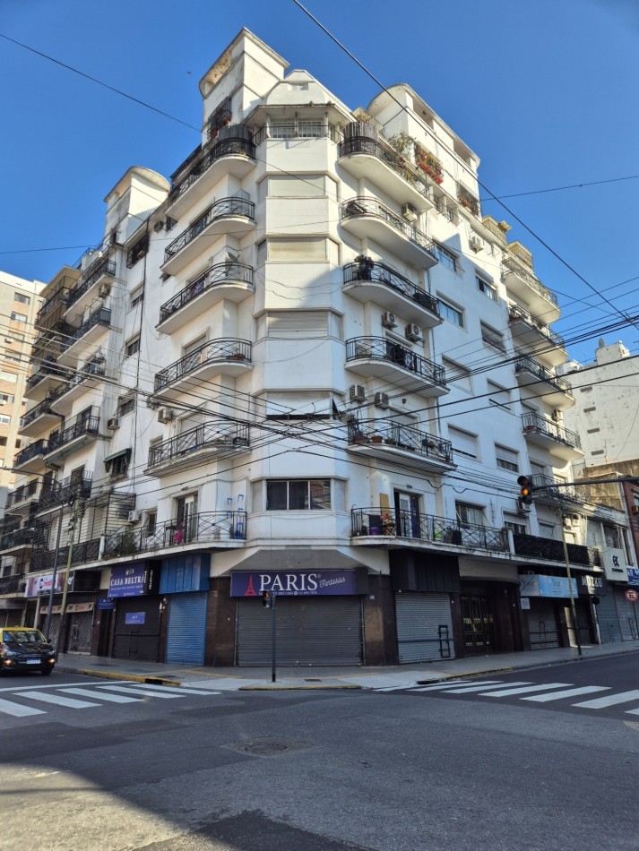 Luminoso Dpto 5 Ambientes Apto Profesional. Tot. Reciclado a Nuevo