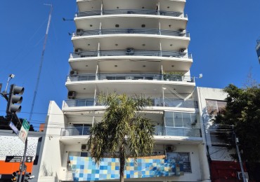 Amplio Dpto. 2 Amb Al Frente c/ Balcon Aterrazado con Gran Vista y Amenities